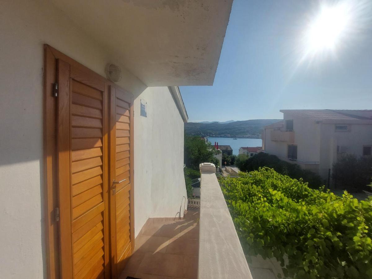 Studio-App Iva, Balcony With Sea View - 50 M From Beach พาก ภายนอก รูปภาพ